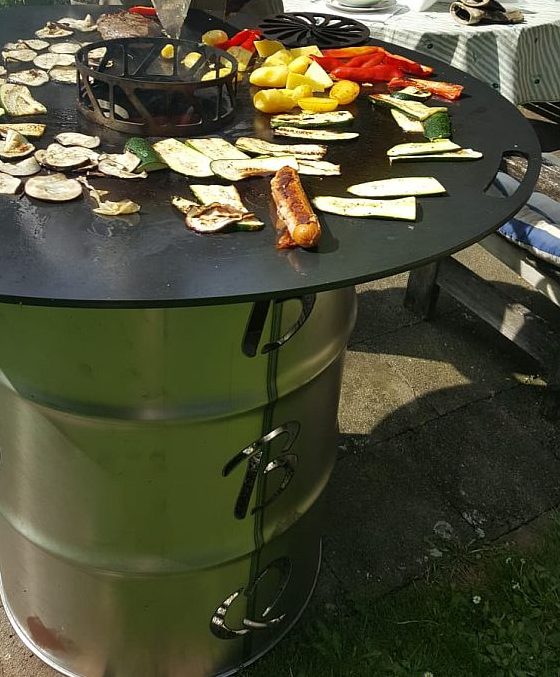 feuerplatte-freiluftkueche