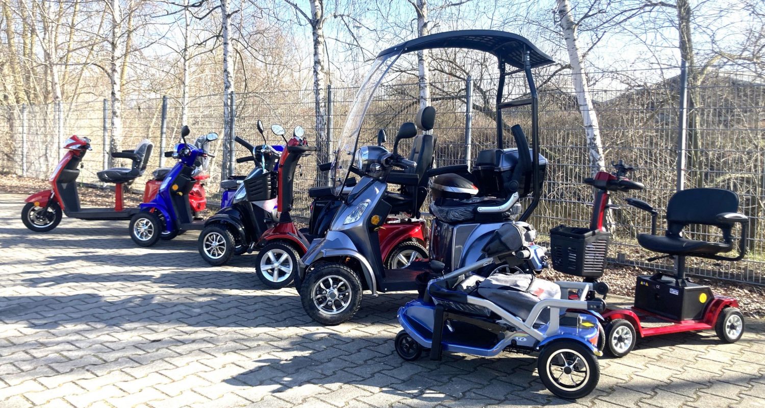 Ausstellung Seniorenmobile /Seniorenroller aussen
